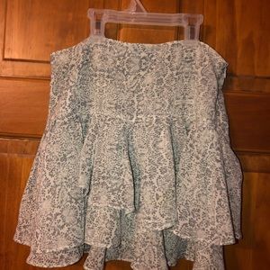 MNG size 2 cream w/grey design skirt